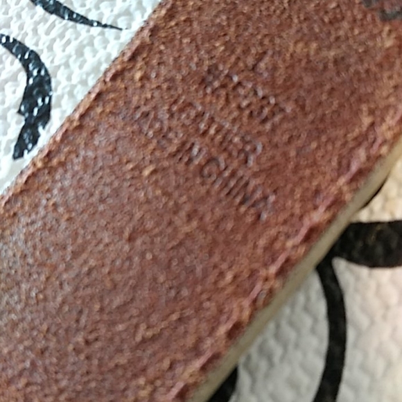 Ivory leather belt - Picture 10 of 11